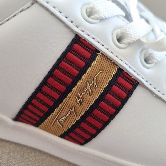 Tommy Hilfiger Women's White Sneakers - Picture 7 of 13